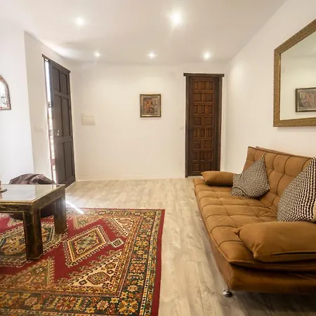 La Perla Del Oriente Grenada