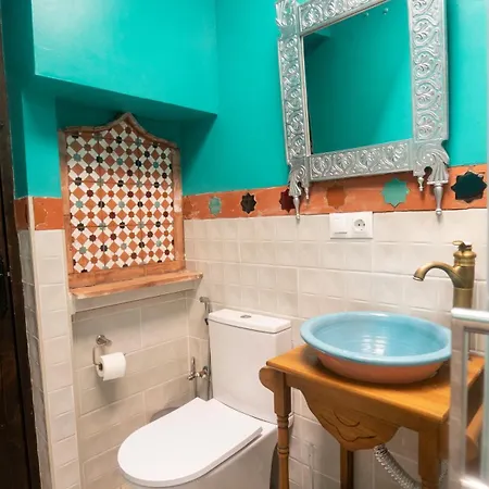 La Perla Del Oriente *